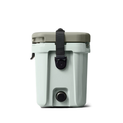Roadie® 15 Hard Cooler